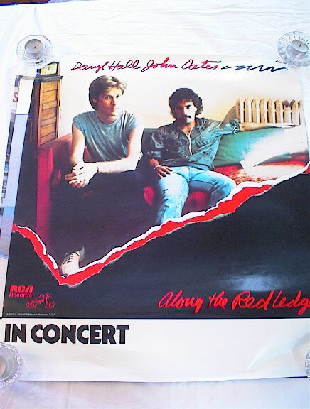 DARYL HALL & JOHN OATS ALONG THE RED EDGE