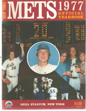 NY Mets Yearbook 1977 w fold out team photo
