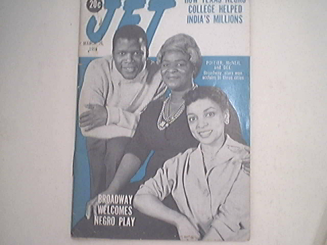 JET 3/26/1959 Sidney Poitier, McNeil and Dee Play Cov