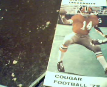 Washington Cougar Football Guide from 1972