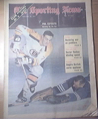 The Sporting News 2/20/1971 The Great Phil Esposito Cov