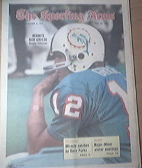 The Sporting News 12/4/1971 Miami's Bob Griese Cover
