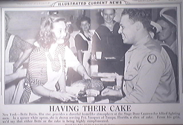 Illustrated Current News 7/19/1943 Bette Davis and a GI