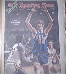 The Sporting News 12/16/1972 UCLA's Bill Walton Cover