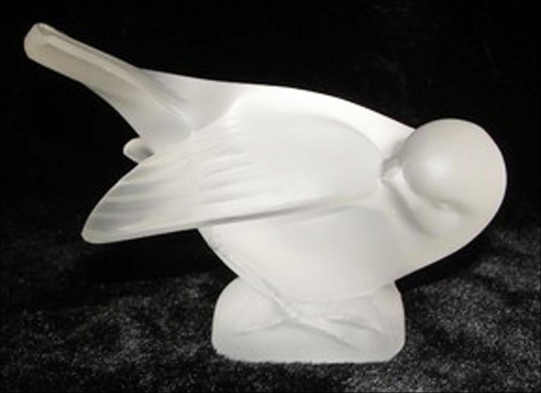 LALIQUE FRANCE SPARROW FROSTED CRYSTAL SCULPTURE PAPERWEIGHT SIGNED