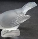 LALIQUE FRANCE SPARROW FROSTED CRYSTAL SCULPTURE PAPERWEIGHT SIGNED