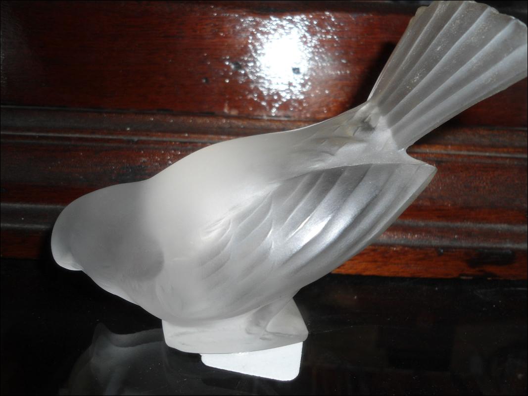 The seller has not uploaded any pictures. Check the item description for details. Sell one like this LALIQUE FRANCE SPARROW FIGURINE FROSTED CRYSTAL SCULPTURE PAPERWEIGHT SIGNED