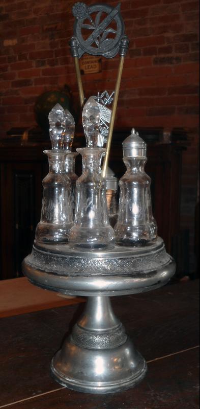 Beautiful Vintage Condiment Set