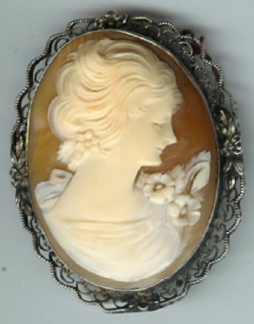 Cameo Pin
