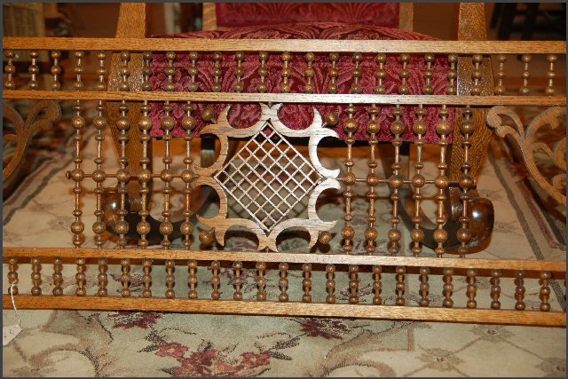Oak Fretwork with Square Center