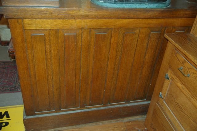 Oak Colonnade w/Bookcases