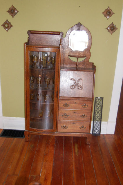 Oak Secretary