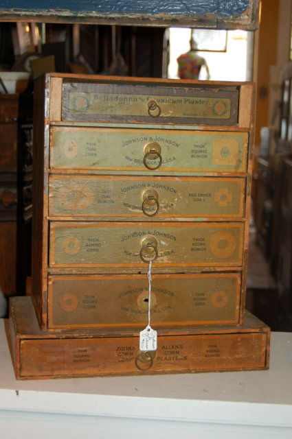 Johnson & Johnson Corn & Bunion Pad Display Case