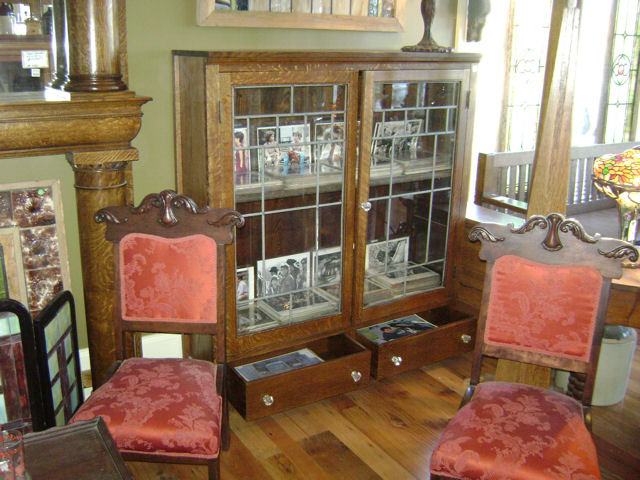 Set/ Arts & Crafts Bookcases