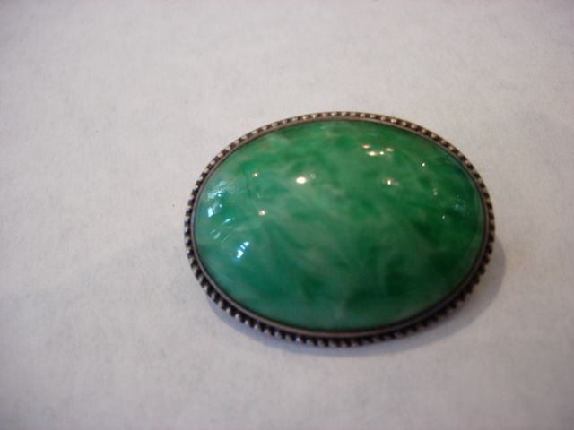 Brooch