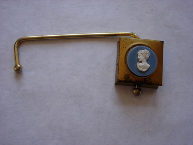 Purse Holder/Ash Tray