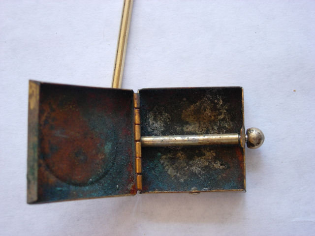 Purse Holder/Ash Tray