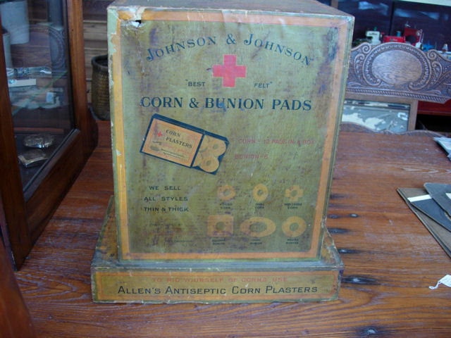 Johnson & Johnson Plaster & Bunion Case