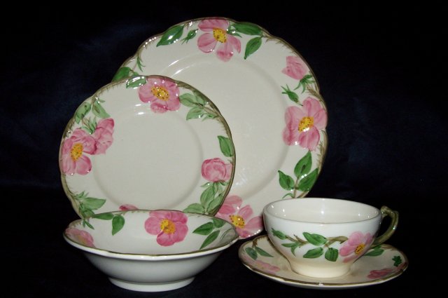 20 Piece Set Franciscan Desert Rose Dinnerware