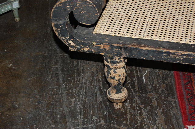 Continental Primitive Bench