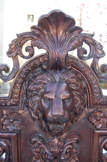 Bronze Lion Wall Fountain