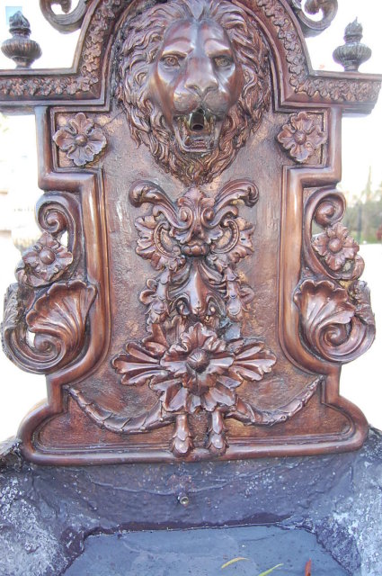 Bronze Lion Wall Fountain
