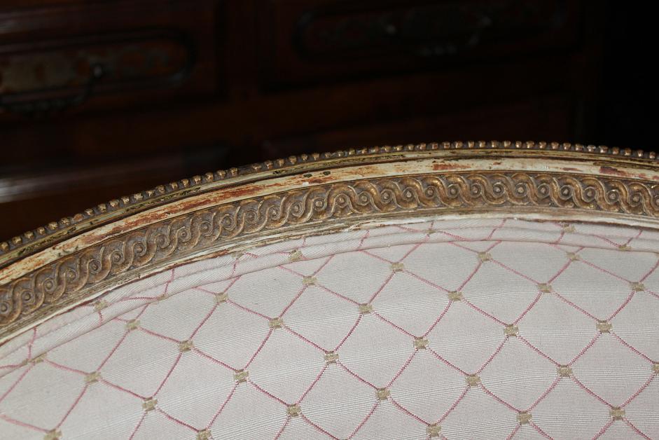 French Giltwood Chaise Lounge