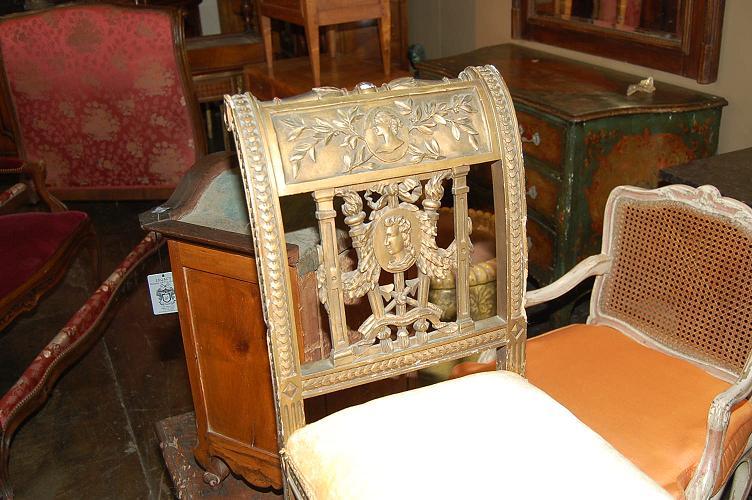 Neo-Classical Carved Window Bench