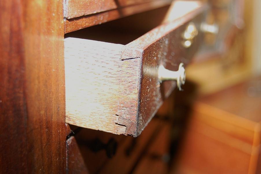 Miniature Empire Chest