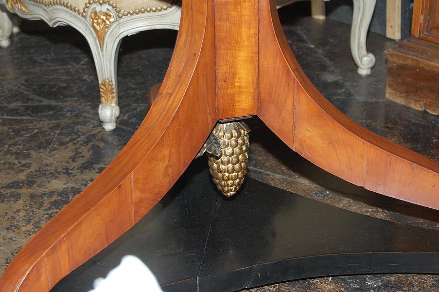 Neo-Classical Center Table