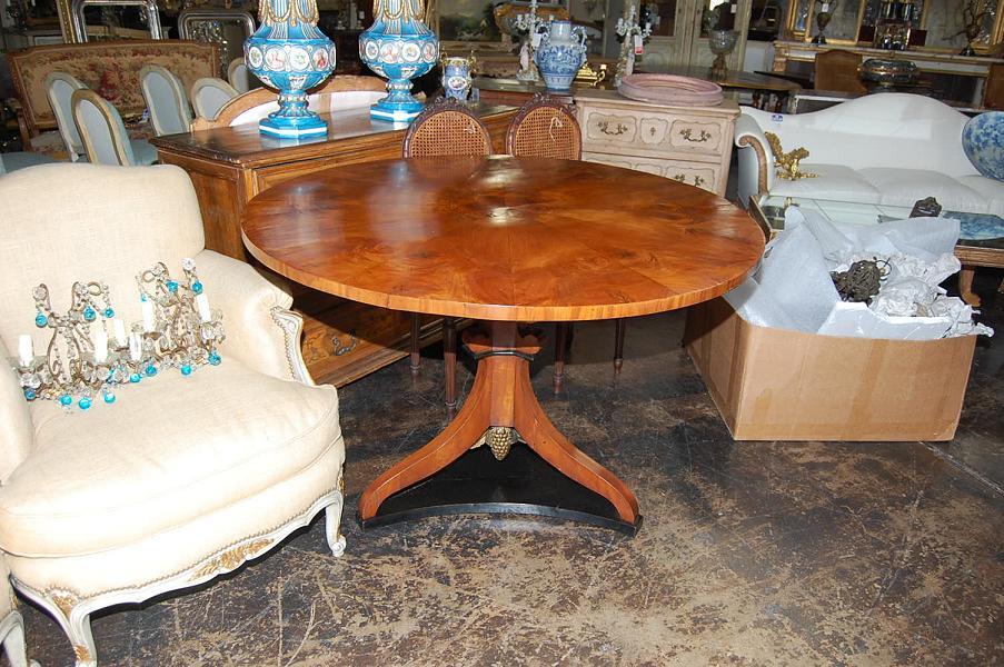 Neo-Classical Center Table