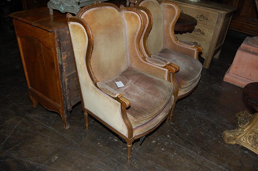 Pair Louis XV Bergeres