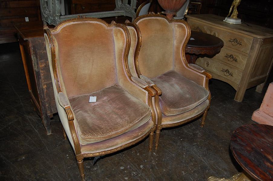 Pair Louis XV Bergeres
