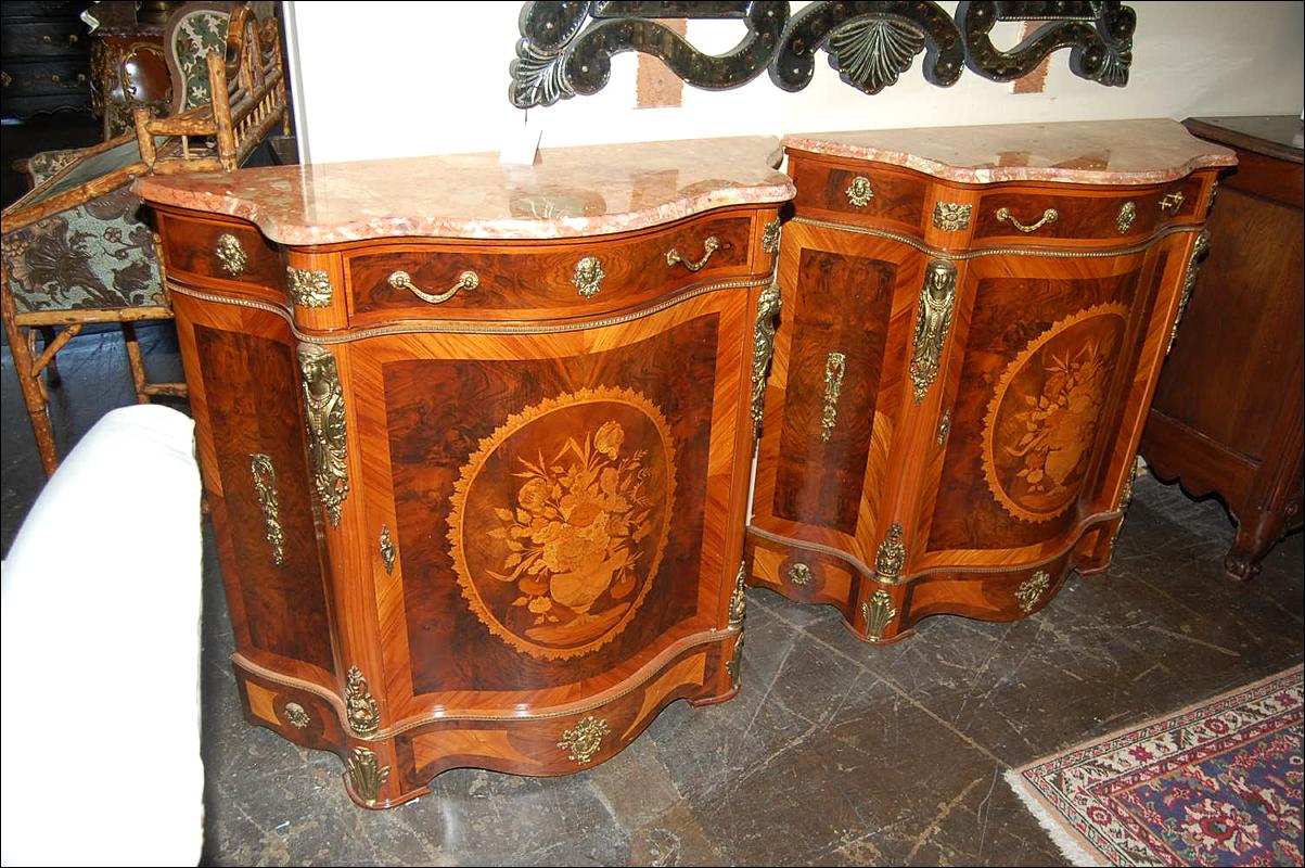 Pair French Style Servers