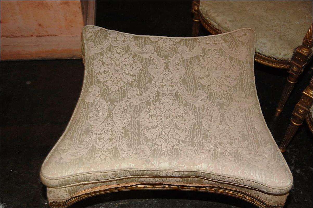 French Louis XVI Bench