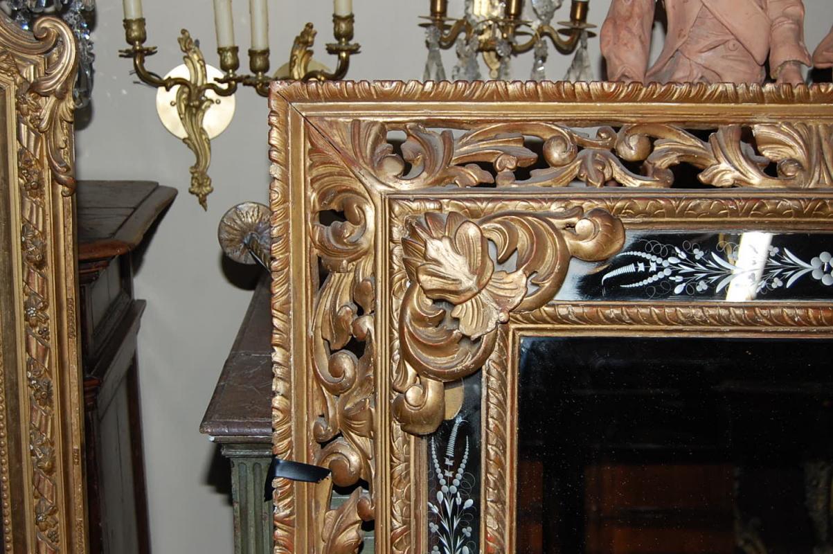 Italian Giltwood Mirror