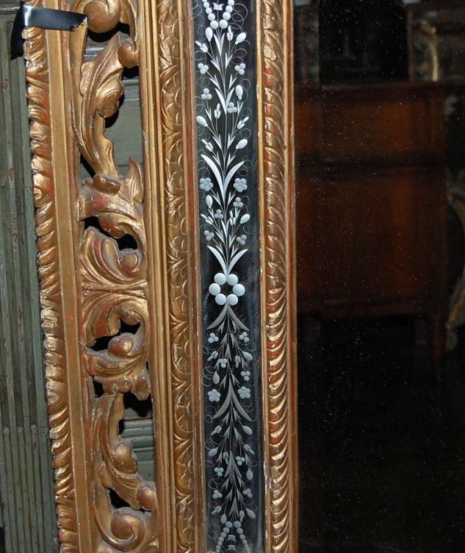 Italian Giltwood Mirror