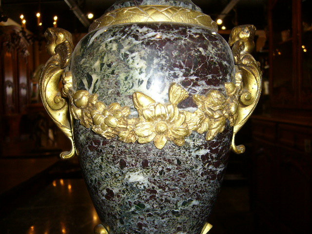Marble and Bronze Cassollettes