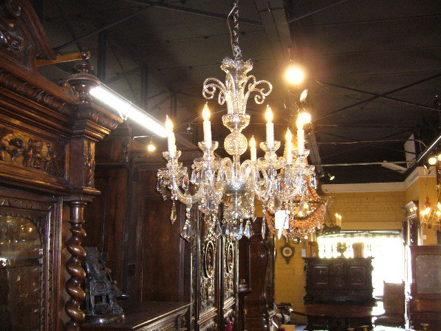 A Beautiful Irish 19th Century 8 Light Crystal Chandelier