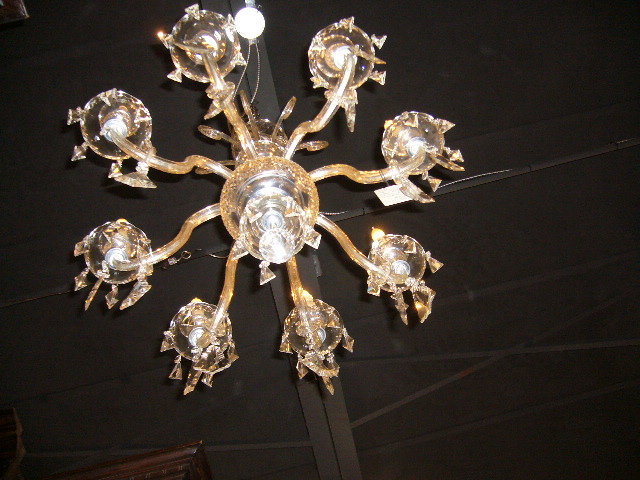 A Beautiful Irish 19th Century 8 Light Crystal Chandelier