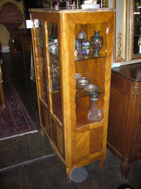 A Nice Elegant Louis XV Style Kingwood Vitrine