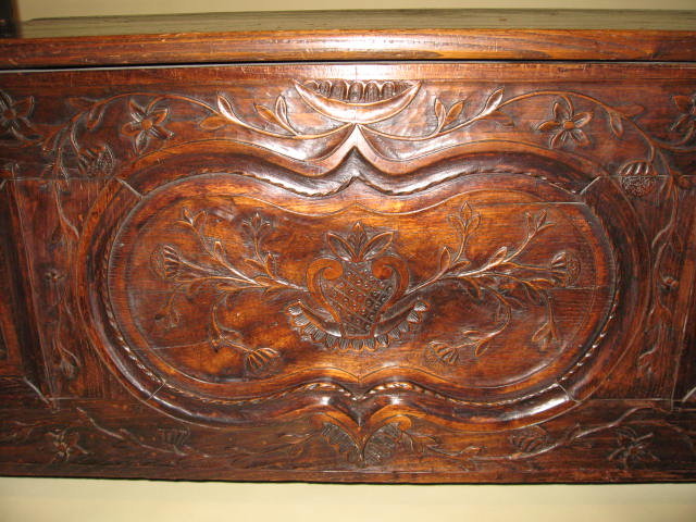 19th Century Intricately Carved Chestnut Hall Bench from Provence, with Carved Panels. Circa 1840