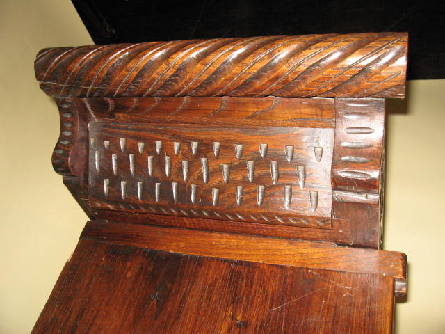 19th Century Intricately Carved Chestnut Hall Bench from Provence, with Carved Panels. Circa 1840