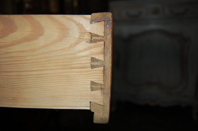 19th Century Biedermeier Walnut Commode