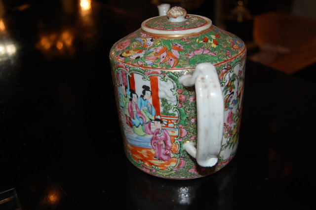 Chinese Rose Medallion Teapot