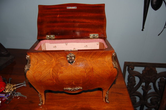Rare French Kingwood Inlaid Jewelry Box