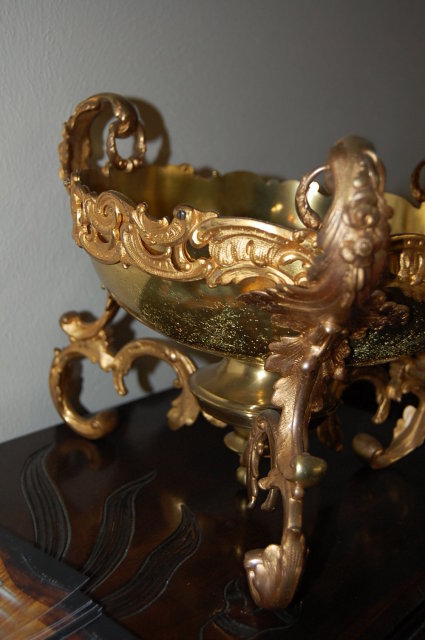 French Done' Bronze Centerpiece