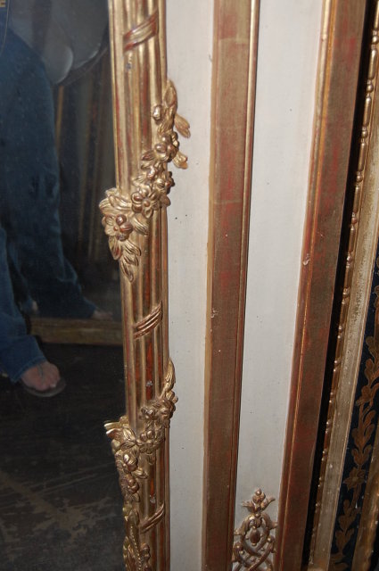 Superb Louis XV Style Giltwood Mirror