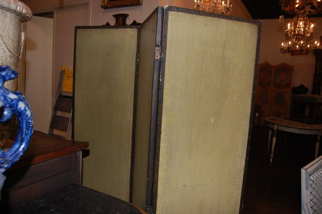 Vintage French Dressing Screen