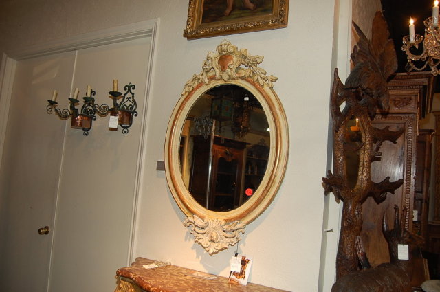 French Oval Giltwood Mirror